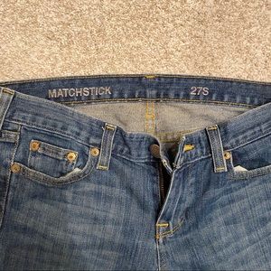J.Crew matchstick medium blue jean sz 27 short